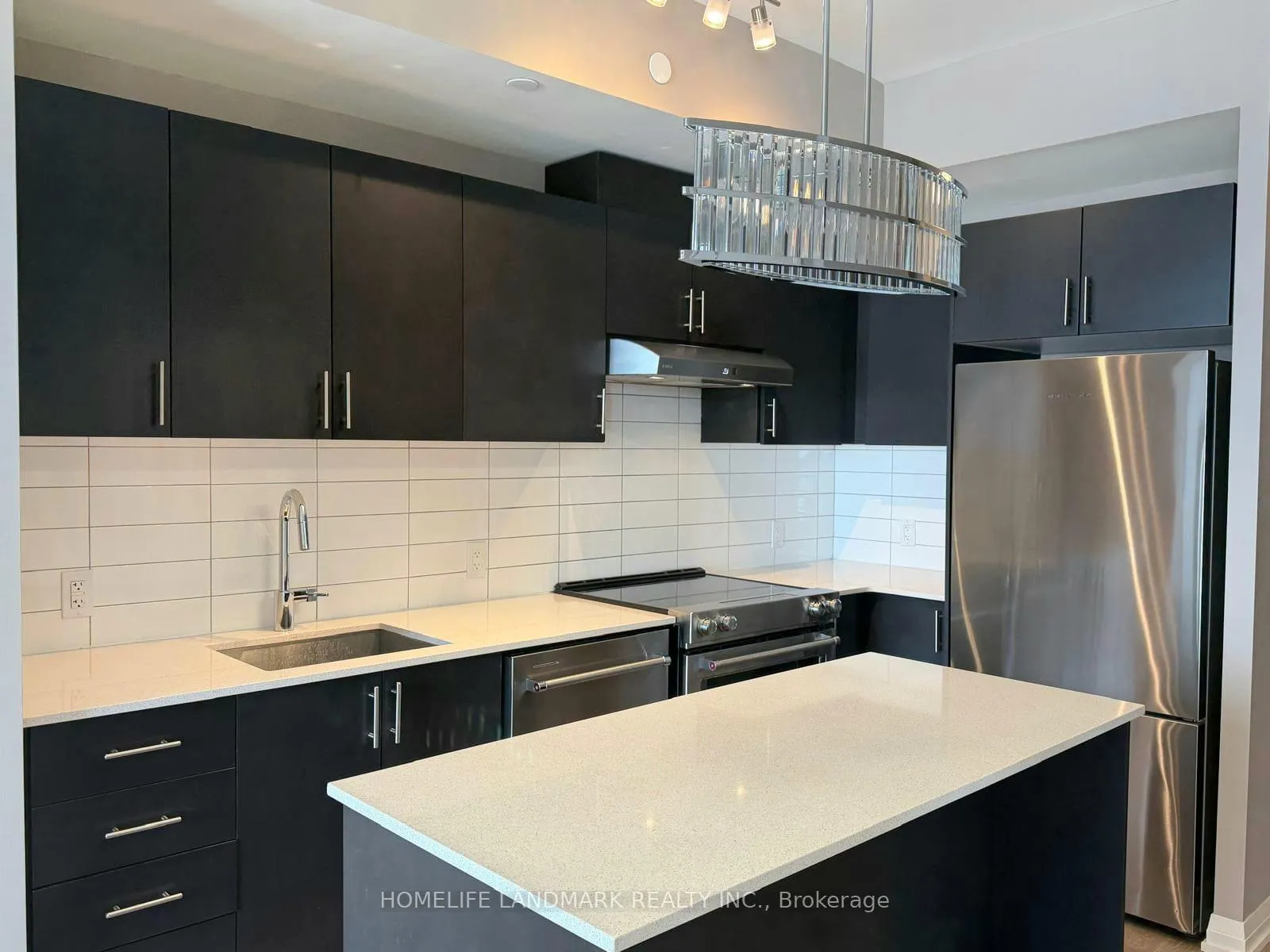 Photo 9 of Unit 1501, 9000 Jane Street, Vaughan, Vellore Village — HOMEH