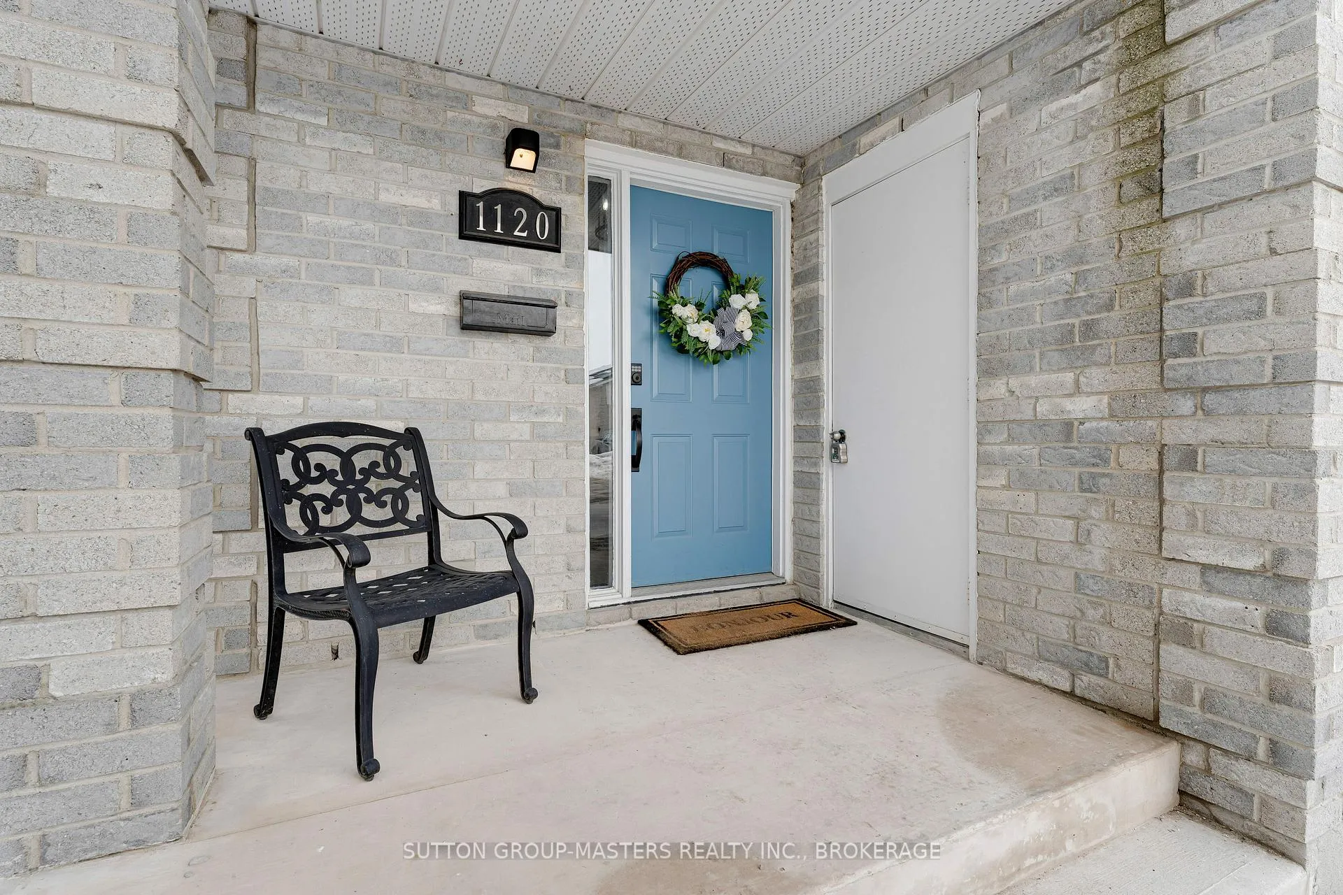 Photo 3 of 1120 Wintergreen Crescent, Kingston, City Northwest — HOMEH