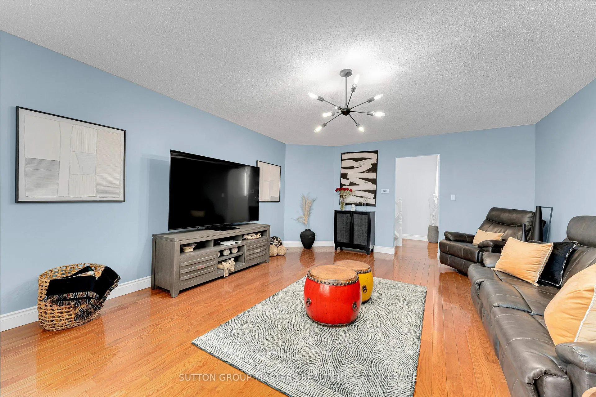 Photo 23 of 1120 Wintergreen Crescent, Kingston, City Northwest — HOMEH