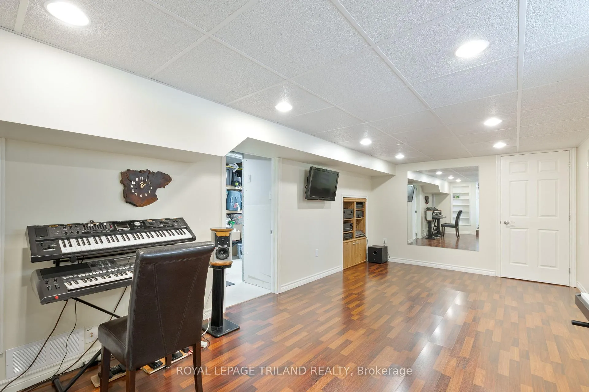 Photo 33 of 112 Elm Street, St. Thomas — HOMEH