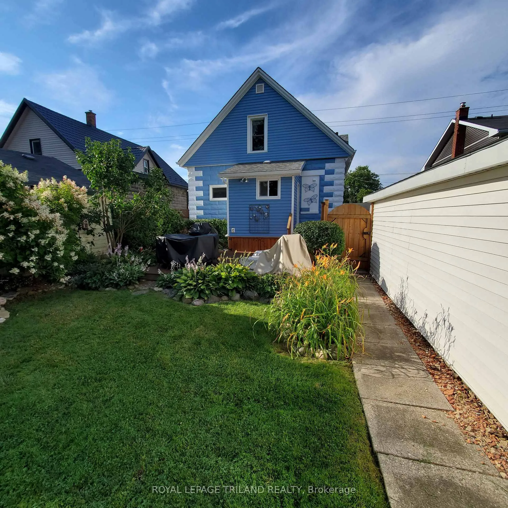 Photo 43 of 112 Elm Street, St. Thomas — HOMEH