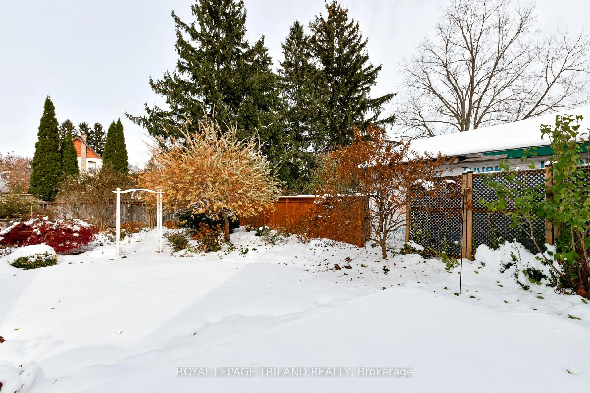 Photo 46 of 112 Elm Street, St. Thomas — HOMEH