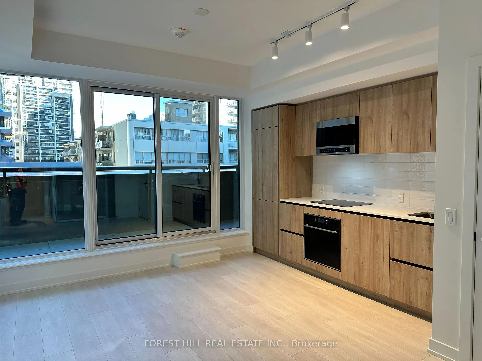 Photo 1 of Unit 208, 117 Broadway Avenue, Toronto, Mount Pleasant West — HOMEH