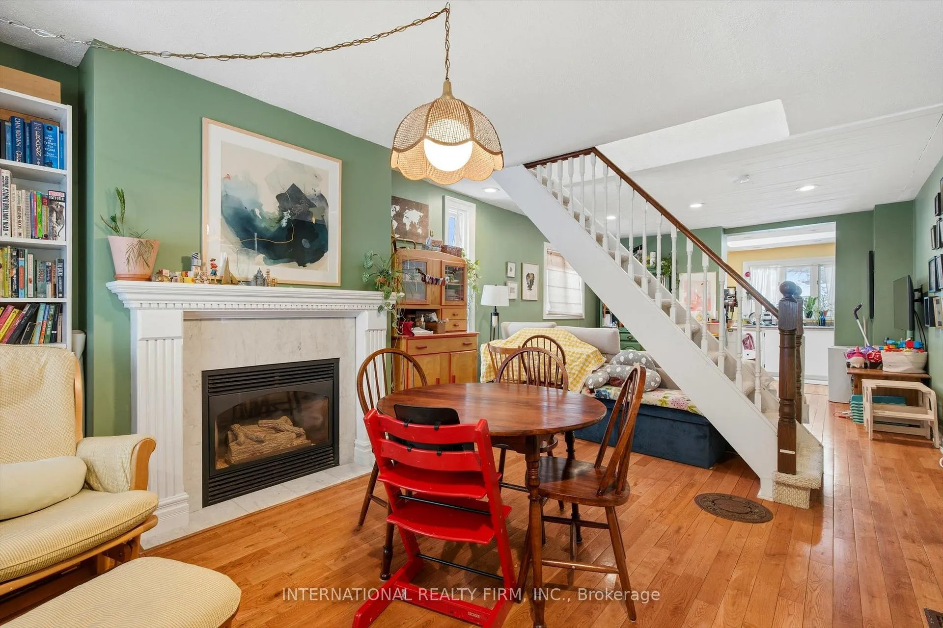 Photo 5 of 116 Merrill Avenue E, Toronto, Woodbine Corridor — HOMEH