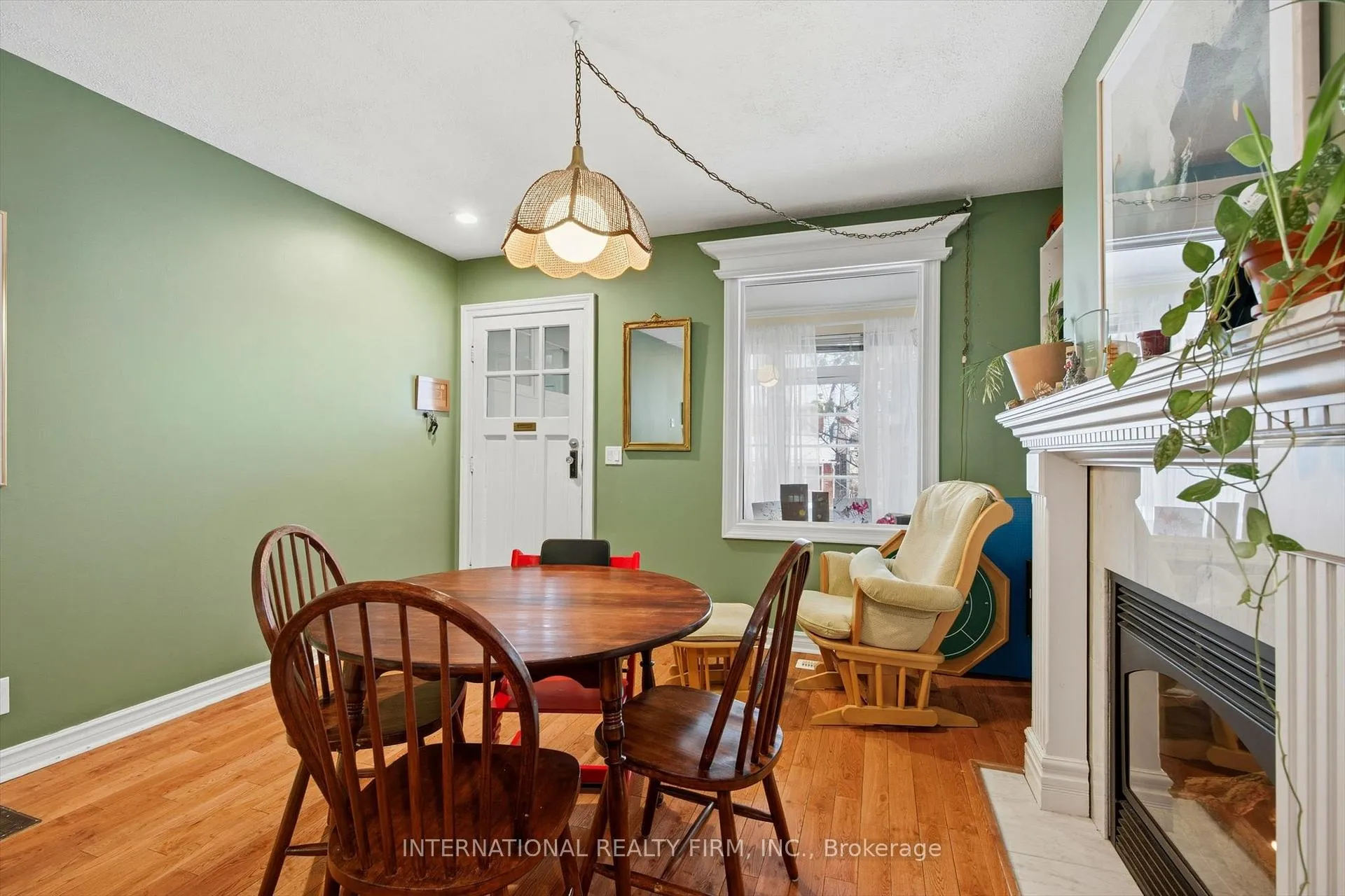 Photo 7 of 116 Merrill Avenue E, Toronto, Woodbine Corridor — HOMEH