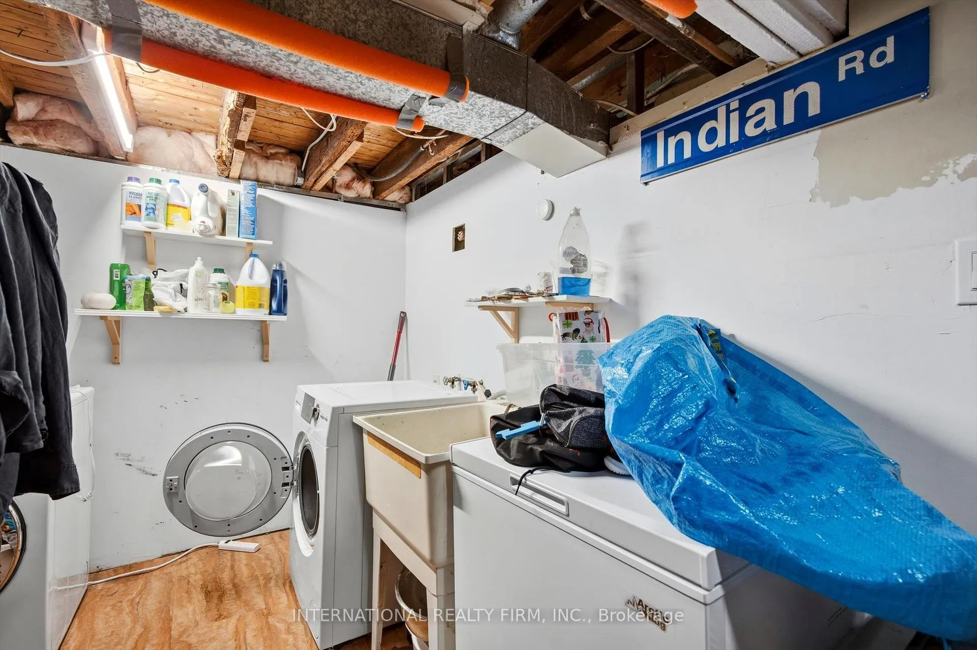 Photo 23 of 116 Merrill Avenue E, Toronto, Woodbine Corridor — HOMEH