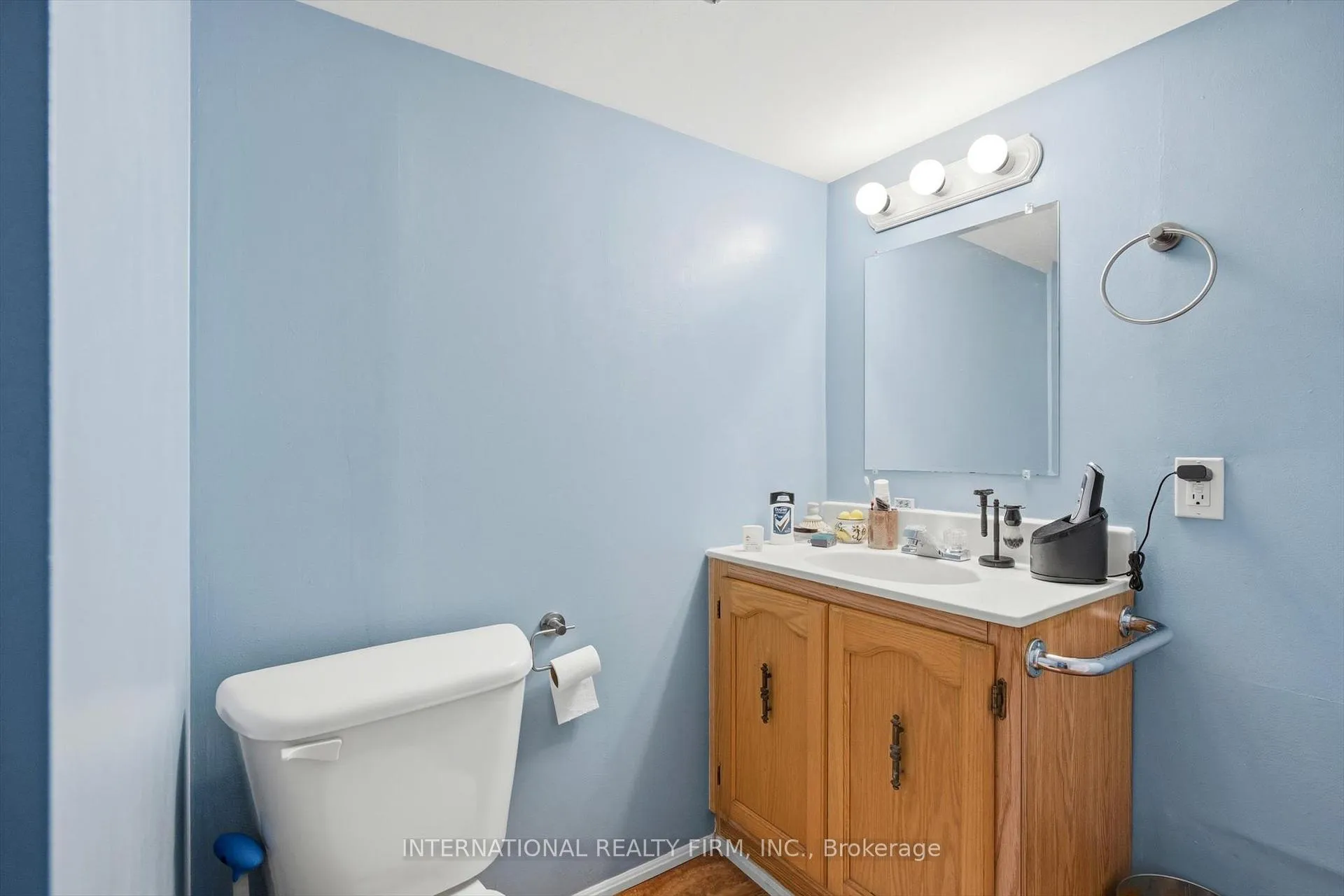 Photo 26 of 116 Merrill Avenue E, Toronto, Woodbine Corridor — HOMEH