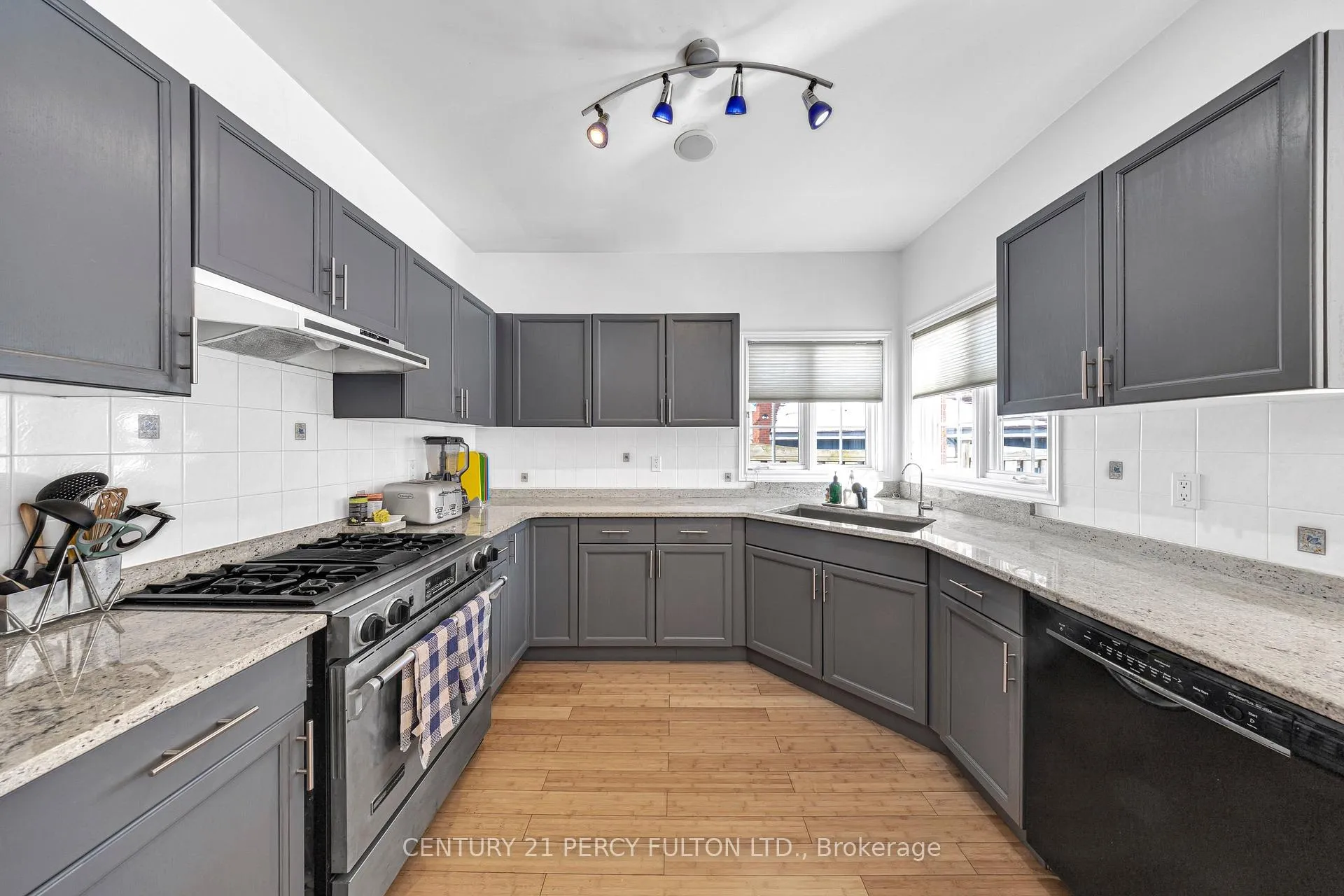 Photo 15 of 131 Bowles Drive, Ajax, Central West — HOMEH