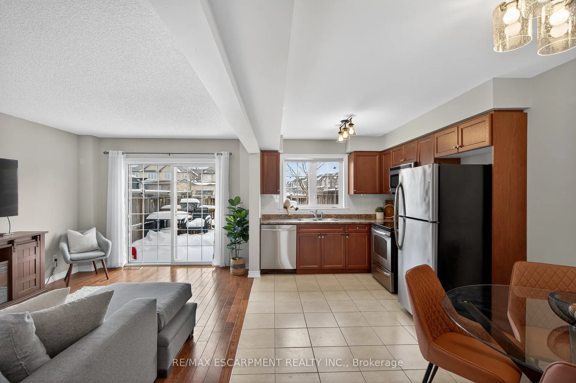 Photo 5 of Unit 64, 222 Fall Fair Way, Hamilton, Binbrook — HOMEH