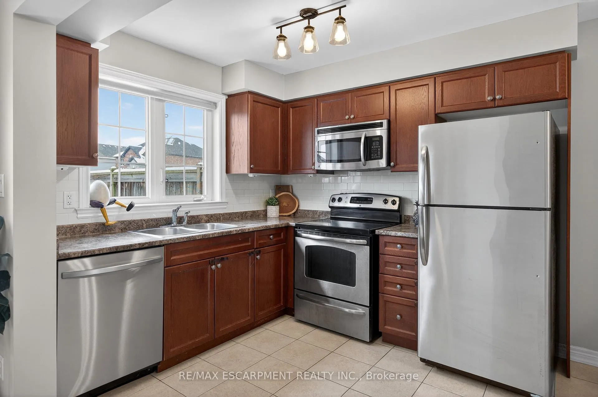 Photo 9 of Unit 64, 222 Fall Fair Way, Hamilton, Binbrook — HOMEH