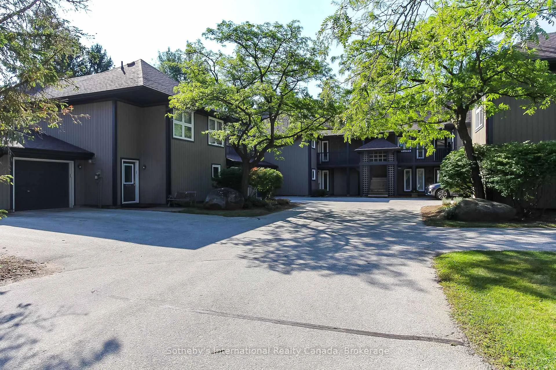 Photo 28 of 411 Mariners Way, Collingwood — HOMEH
