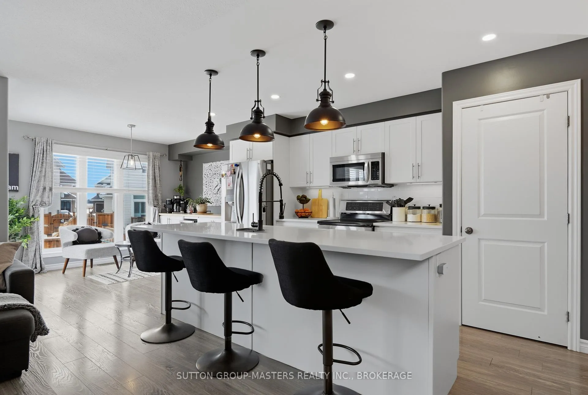 Photo 14 of 1423 Monarch Drive W, Kingston, City Northwest — HOMEH