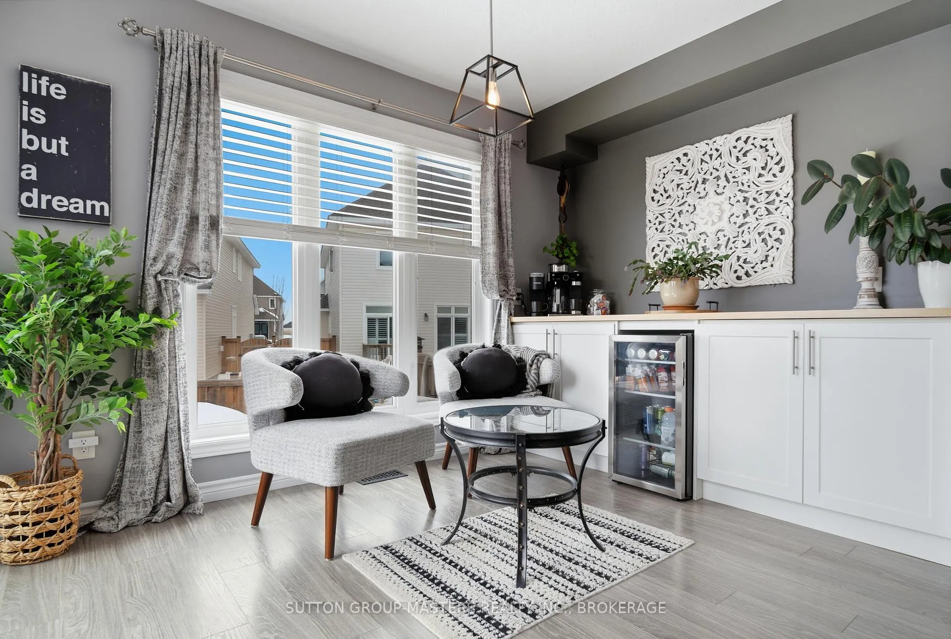 Photo 17 of 1423 Monarch Drive W, Kingston, City Northwest — HOMEH
