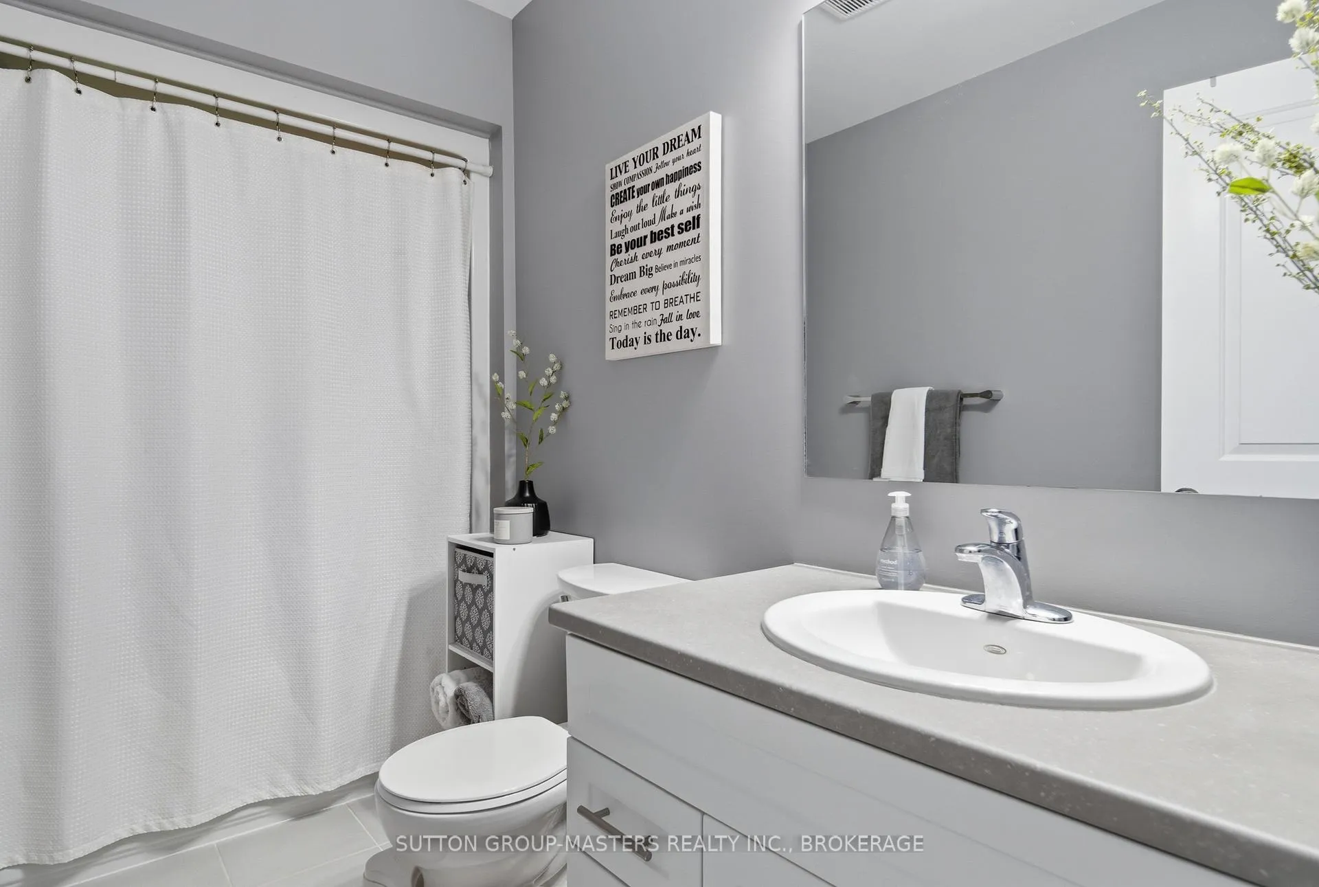 Photo 25 of 1423 Monarch Drive W, Kingston, City Northwest — HOMEH