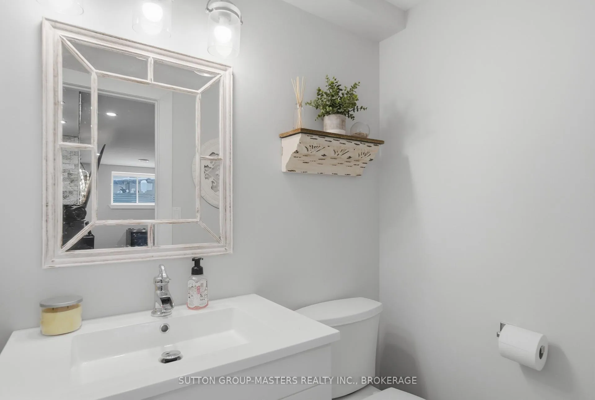 Photo 36 of 1423 Monarch Drive W, Kingston, City Northwest — HOMEH