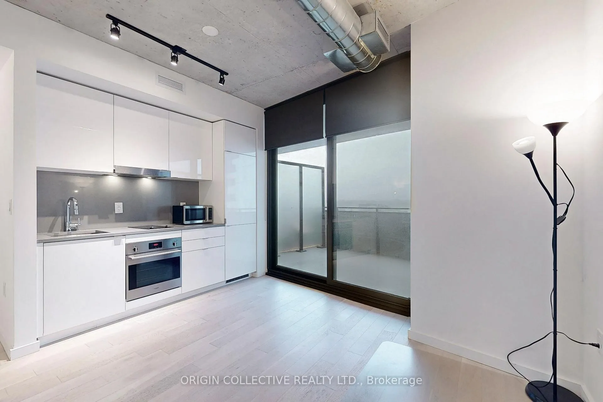 Photo 8 of Unit 1109, 21 Lawren Harris Square, Toronto, Waterfront Communities — HOMEH