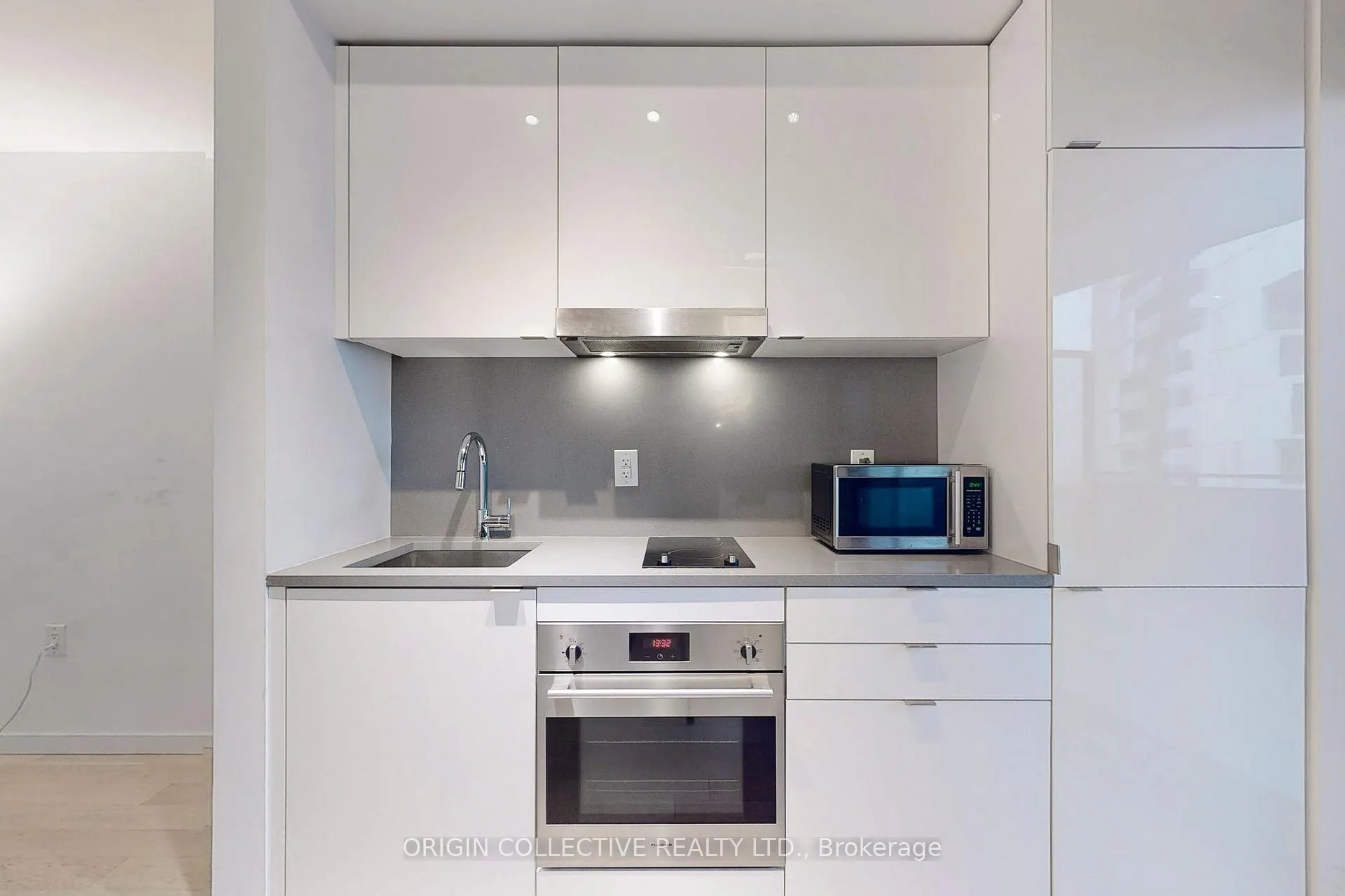Photo 14 of Unit 1109, 21 Lawren Harris Square, Toronto, Waterfront Communities — HOMEH