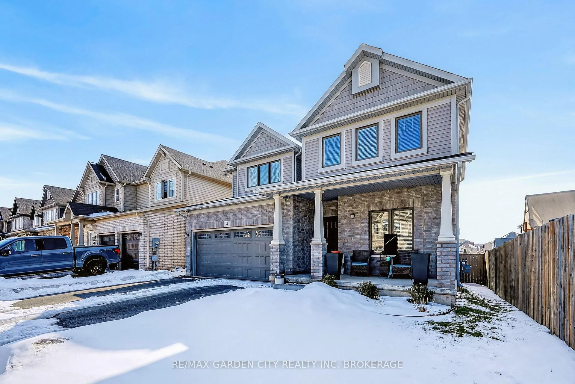 Photo 3 of 4 Riley Avenue, Pelham, Fonthill — HOMEH