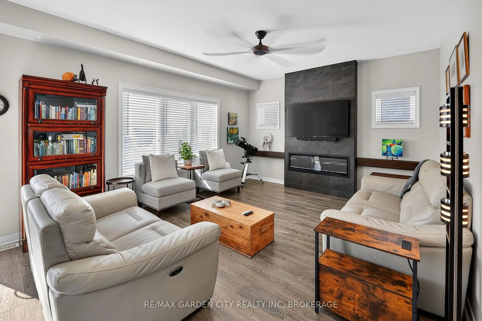 Photo 12 of 4 Riley Avenue, Pelham, Fonthill — HOMEH