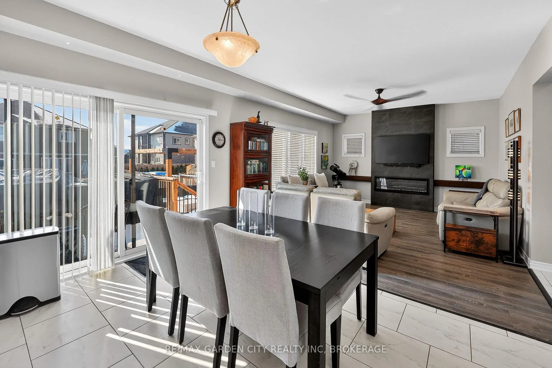 Photo 14 of 4 Riley Avenue, Pelham, Fonthill — HOMEH