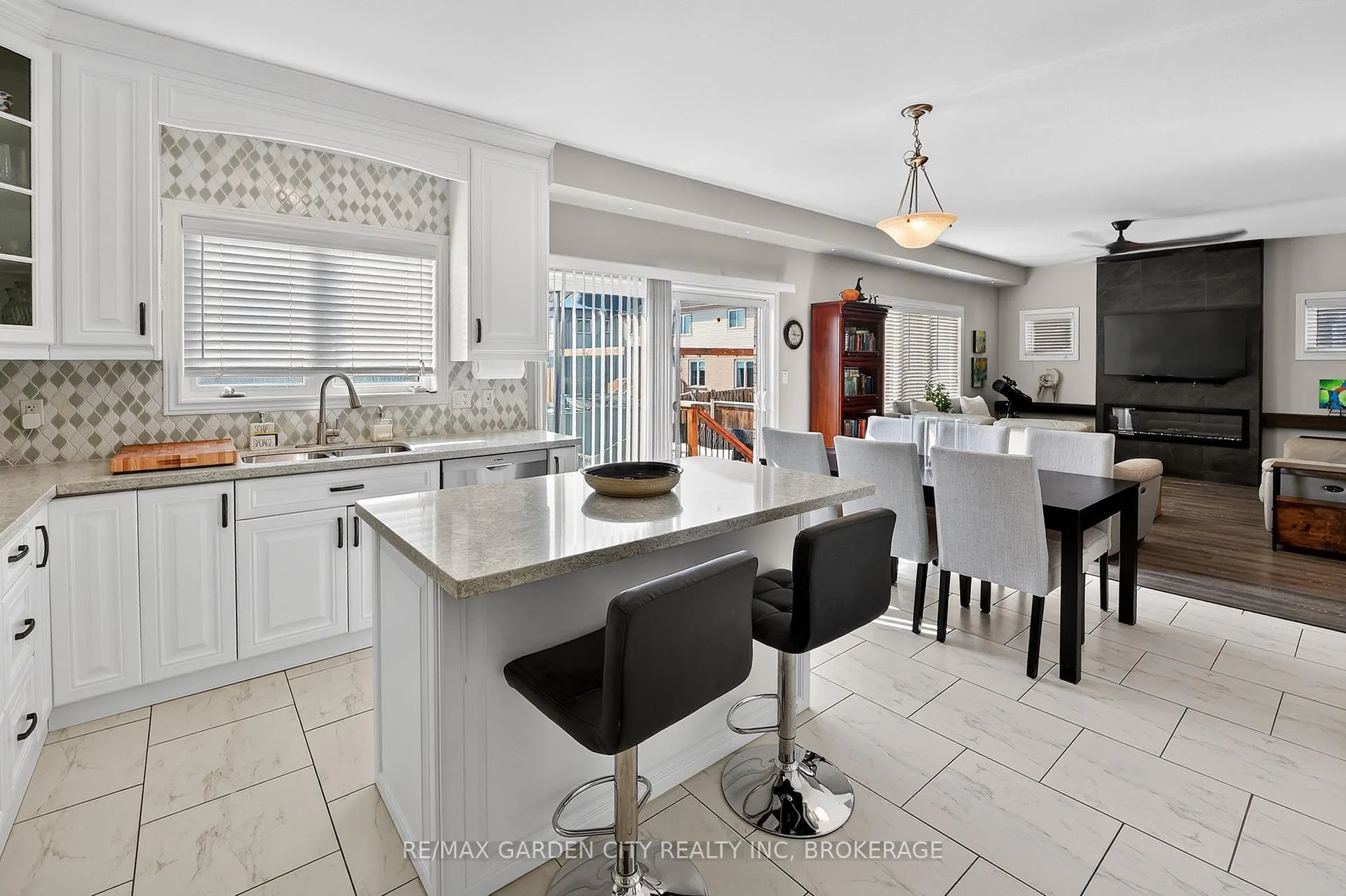 Photo 20 of 4 Riley Avenue, Pelham, Fonthill — HOMEH