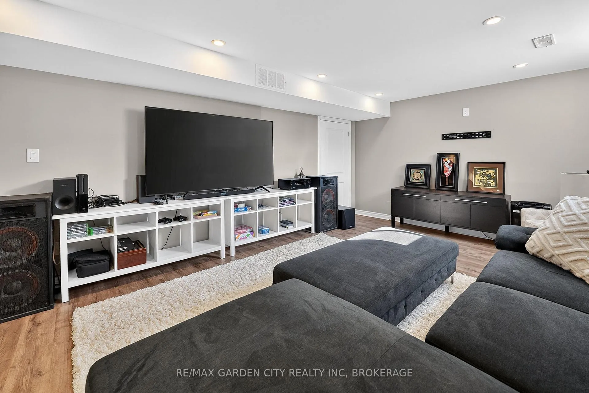 Photo 39 of 4 Riley Avenue, Pelham, Fonthill — HOMEH