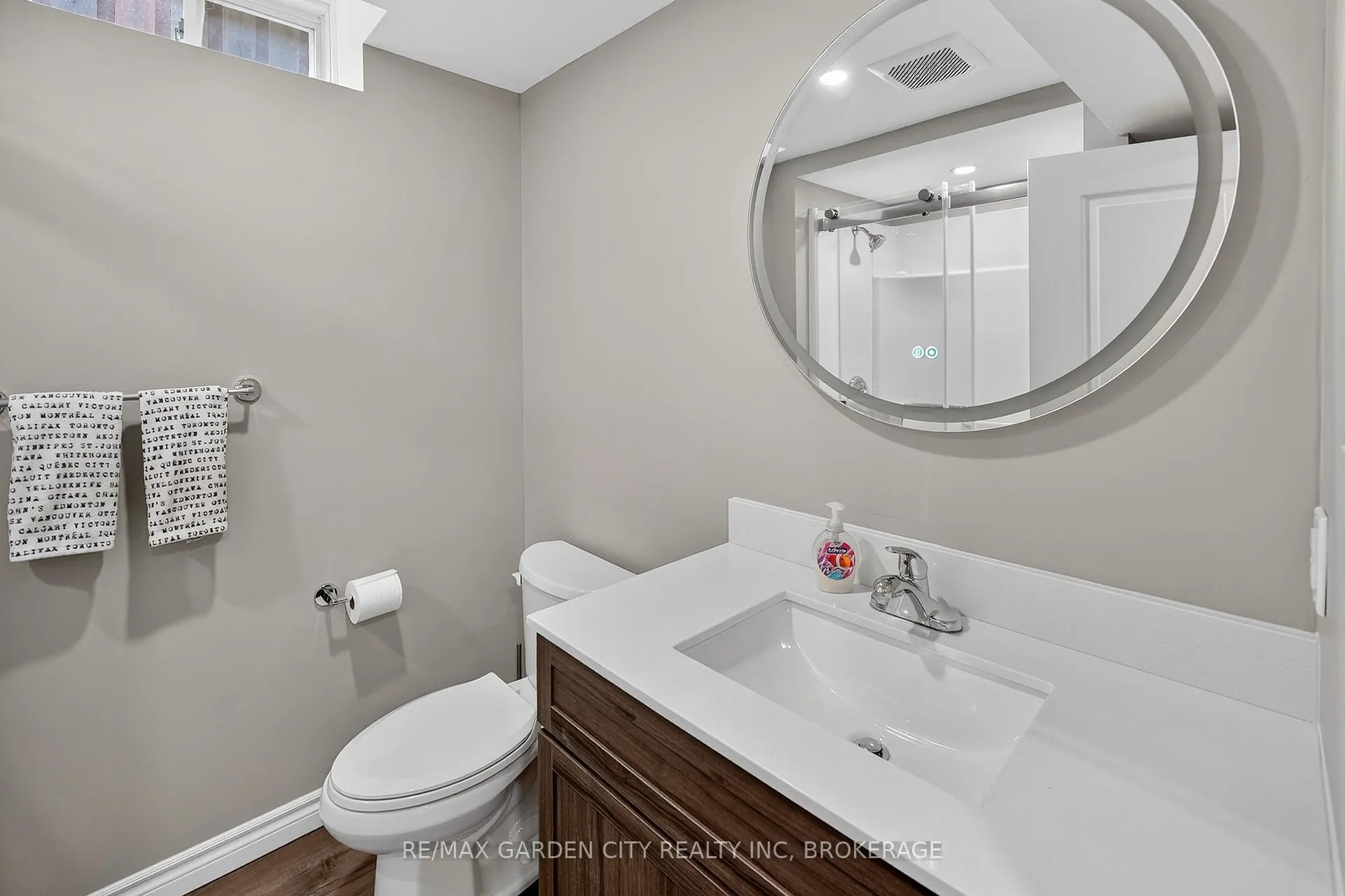 Photo 41 of 4 Riley Avenue, Pelham, Fonthill — HOMEH