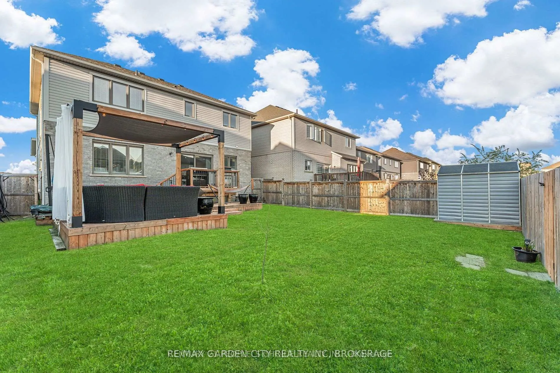 Photo 47 of 4 Riley Avenue, Pelham, Fonthill — HOMEH