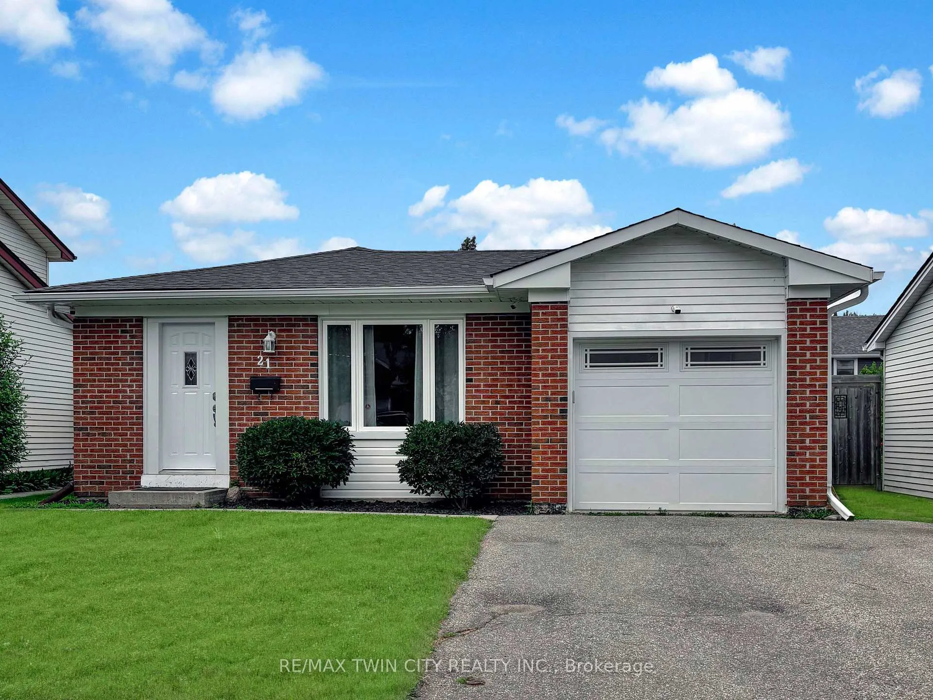Front of 21 Gaitwin Street