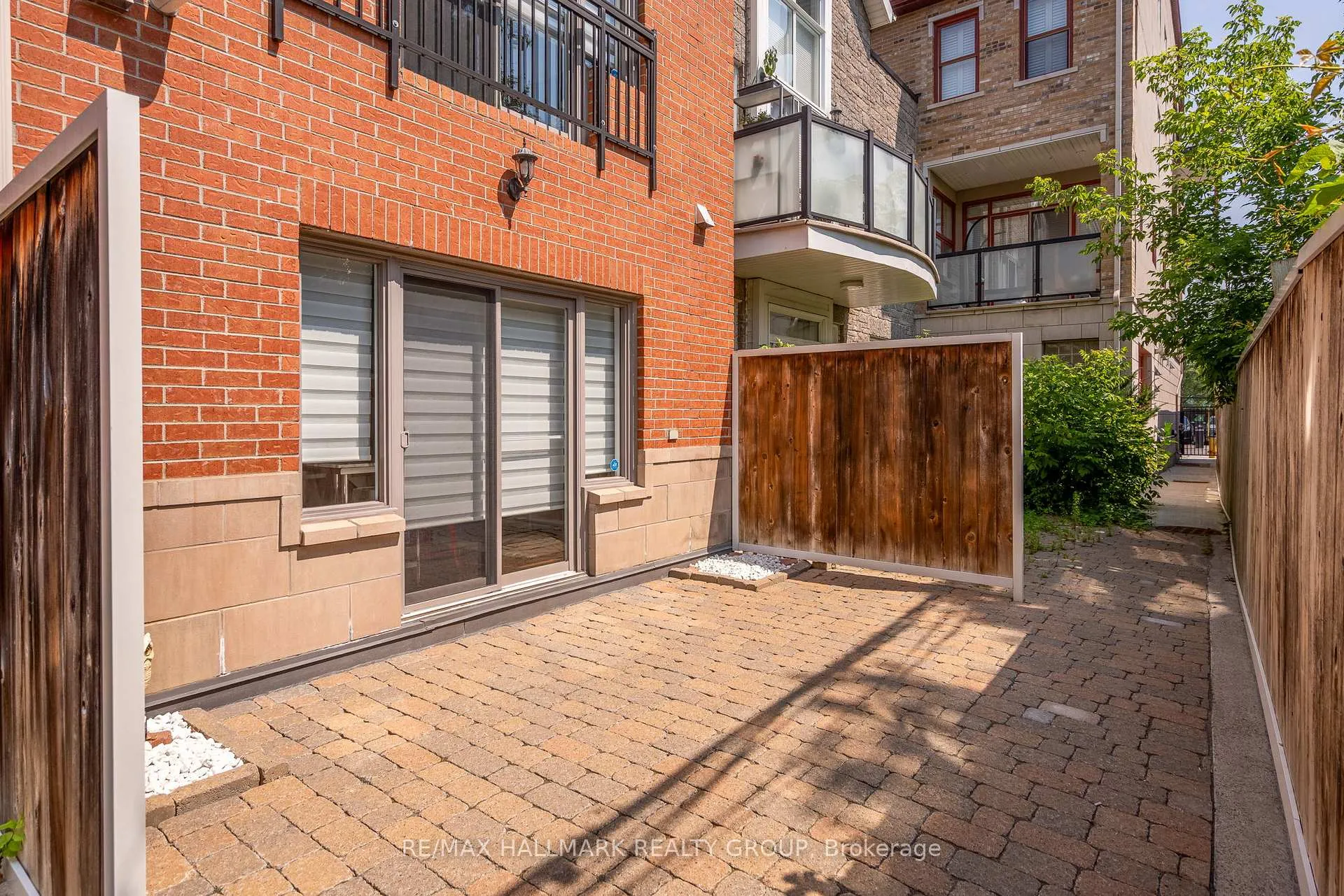 Photo 37 of Unit D, 124 Guigues Avenue, Ottawa, Lower Town/Byward Market — HOMEH