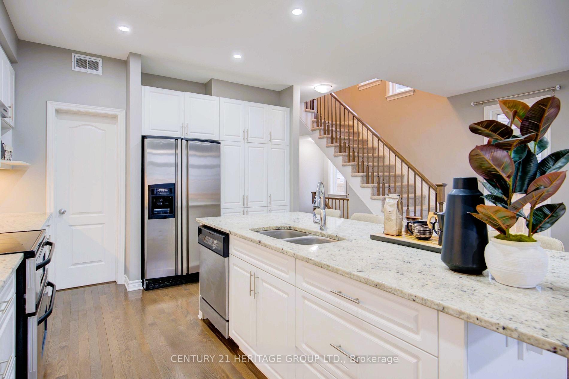 Photo 8 of 872 Stonewalk Drive, Kingston, Kingston East (Incl Barret Crt) — HOMEH