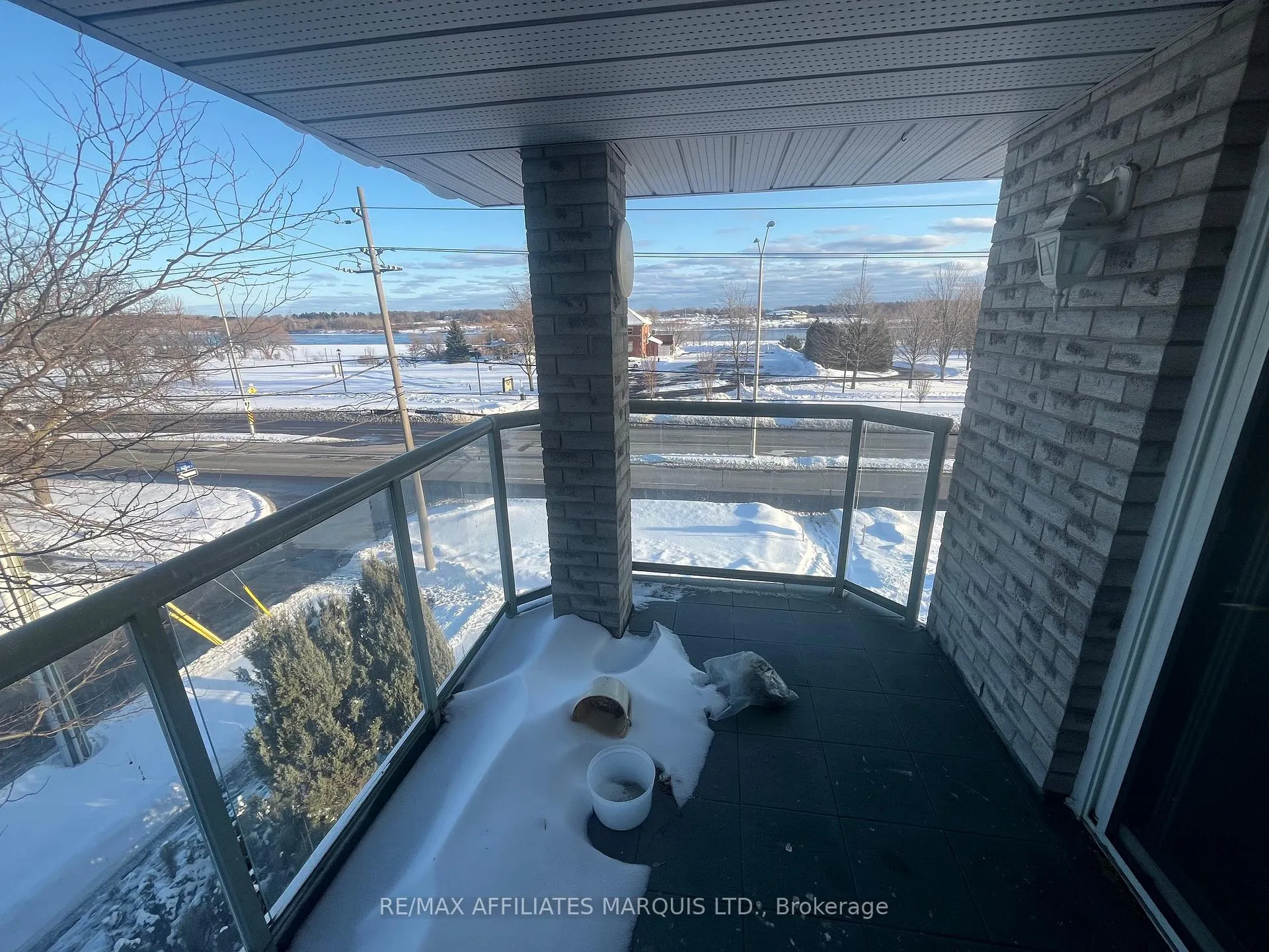 Photo 5 of Unit 301, 301 Water Street W, Cornwall — HOMEH