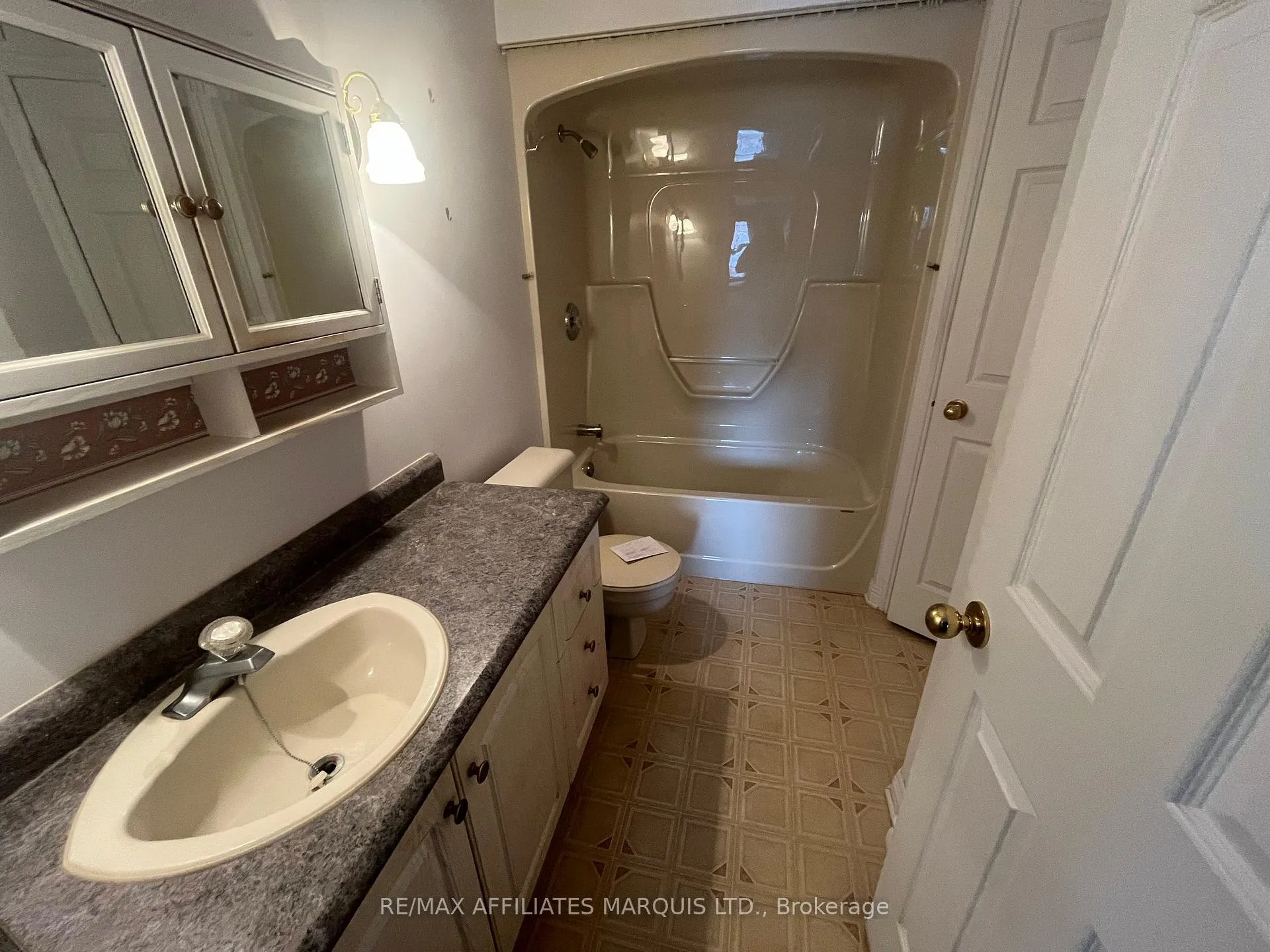 Photo 14 of Unit 301, 301 Water Street W, Cornwall — HOMEH