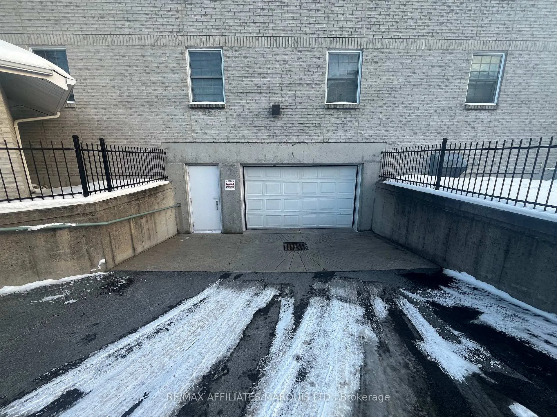 Photo 18 of Unit 301, 301 Water Street W, Cornwall — HOMEH