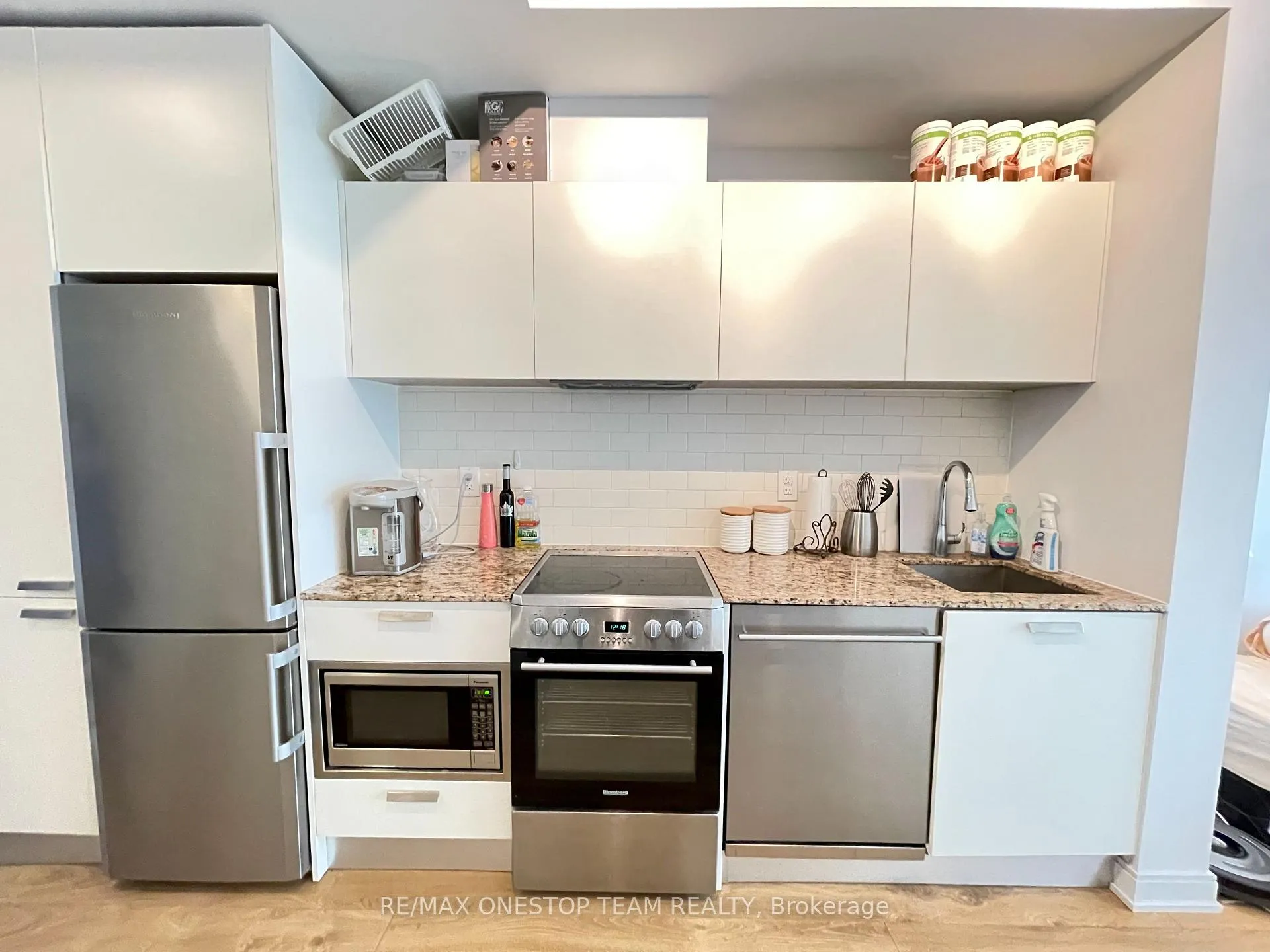 Photo 2 of Unit 507, 50 Charles Street E, Toronto, Church-Yonge Corridor — HOMEH
