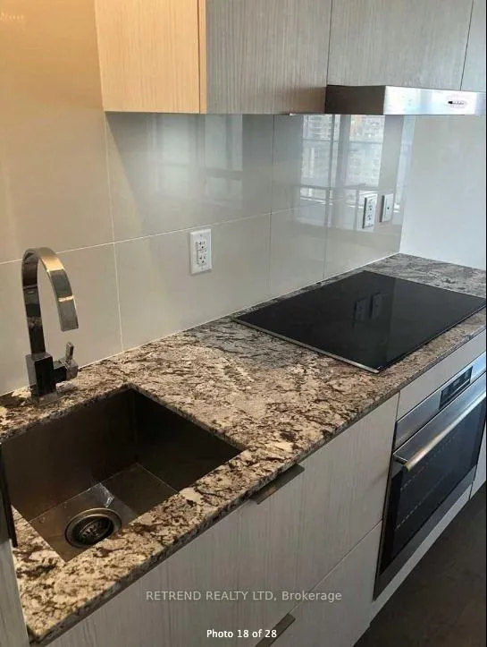 Photo 7 of Unit 1408, 1 Bloor Street E, Toronto, Church-Yonge Corridor — HOMEH
