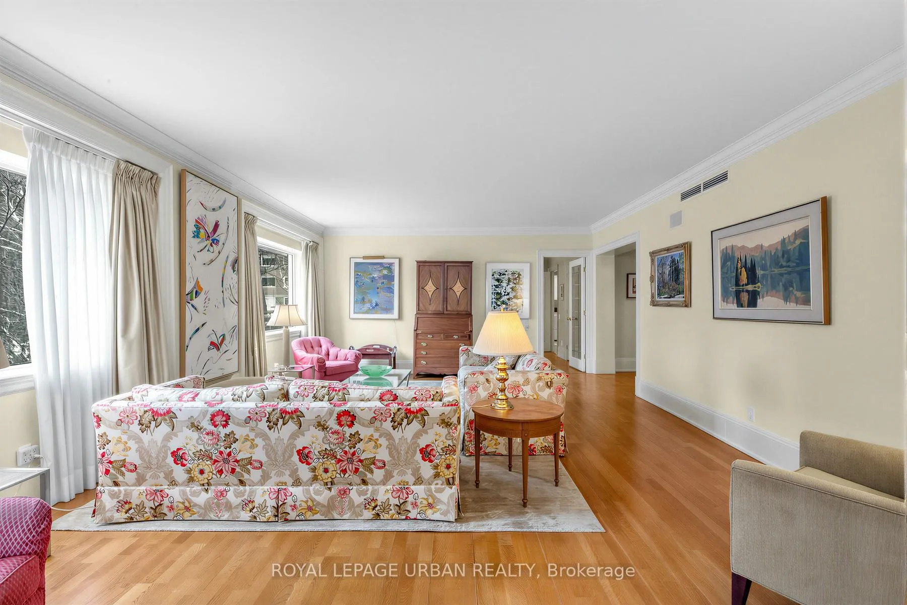 Photo 5 of Unit 544, 21 Dale Avenue, Toronto, Rosedale-Moore Park — HOMEH