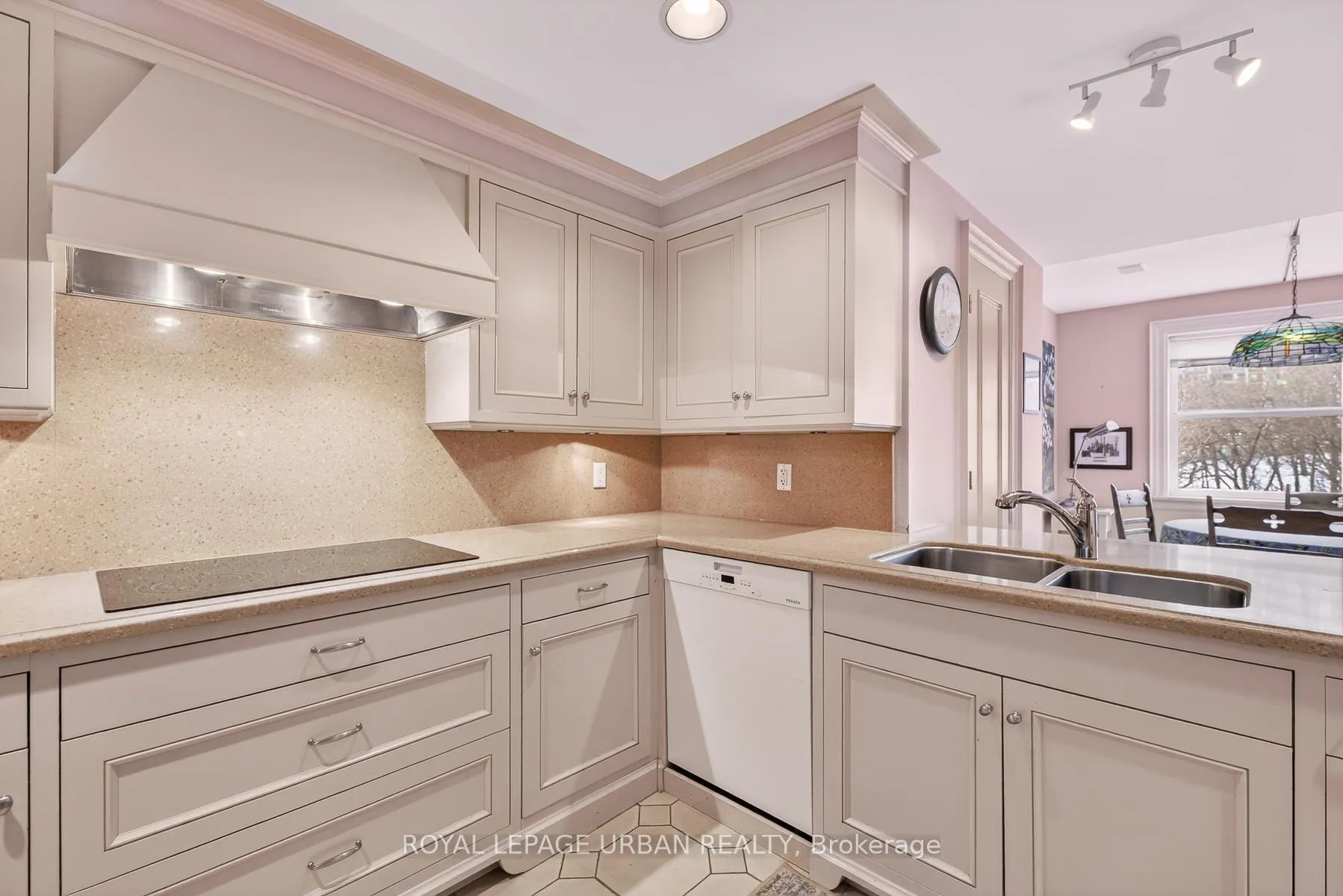 Photo 29 of Unit 544, 21 Dale Avenue, Toronto, Rosedale-Moore Park — HOMEH