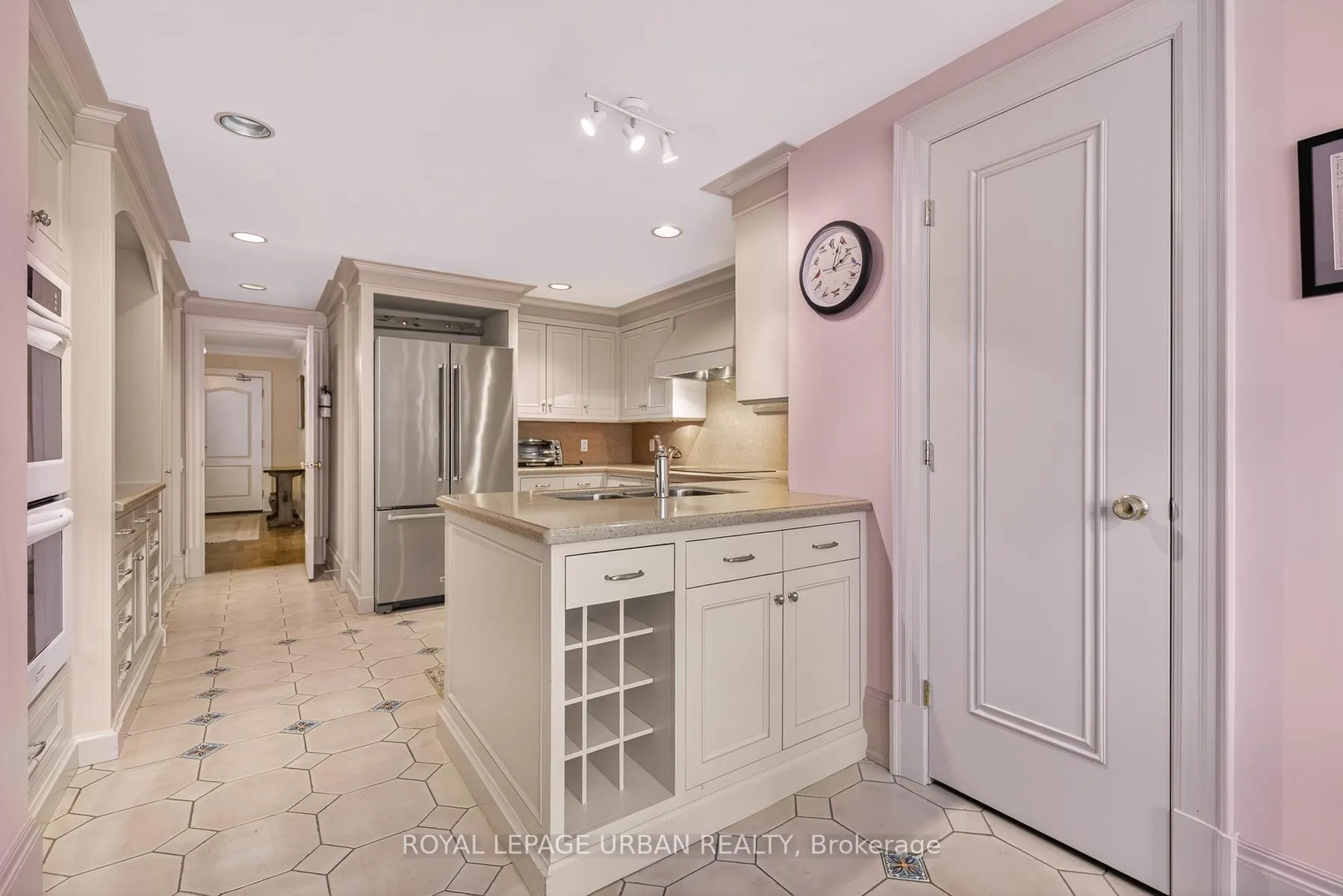 Photo 32 of Unit 544, 21 Dale Avenue, Toronto, Rosedale-Moore Park — HOMEH