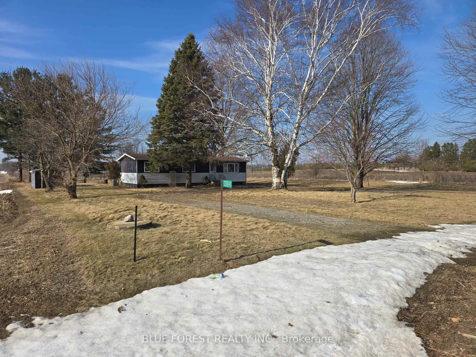 Photo 5 of 13991 Selton Line, Chatham-Kent, Thamesville — HOMEH