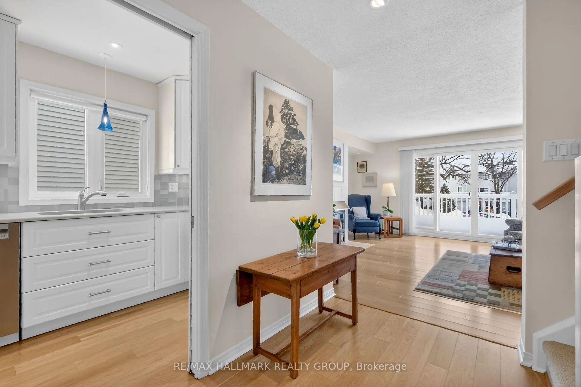 Photo 13 of Unit 5, 9 Forsyth Lane, Ottawa, Crystal Beach — HOMEH