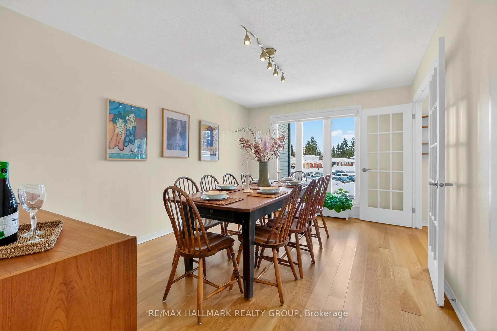 Photo 20 of Unit 5, 9 Forsyth Lane, Ottawa, Crystal Beach — HOMEH