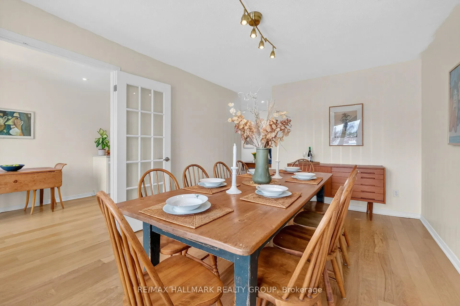Photo 22 of Unit 5, 9 Forsyth Lane, Ottawa, Crystal Beach — HOMEH
