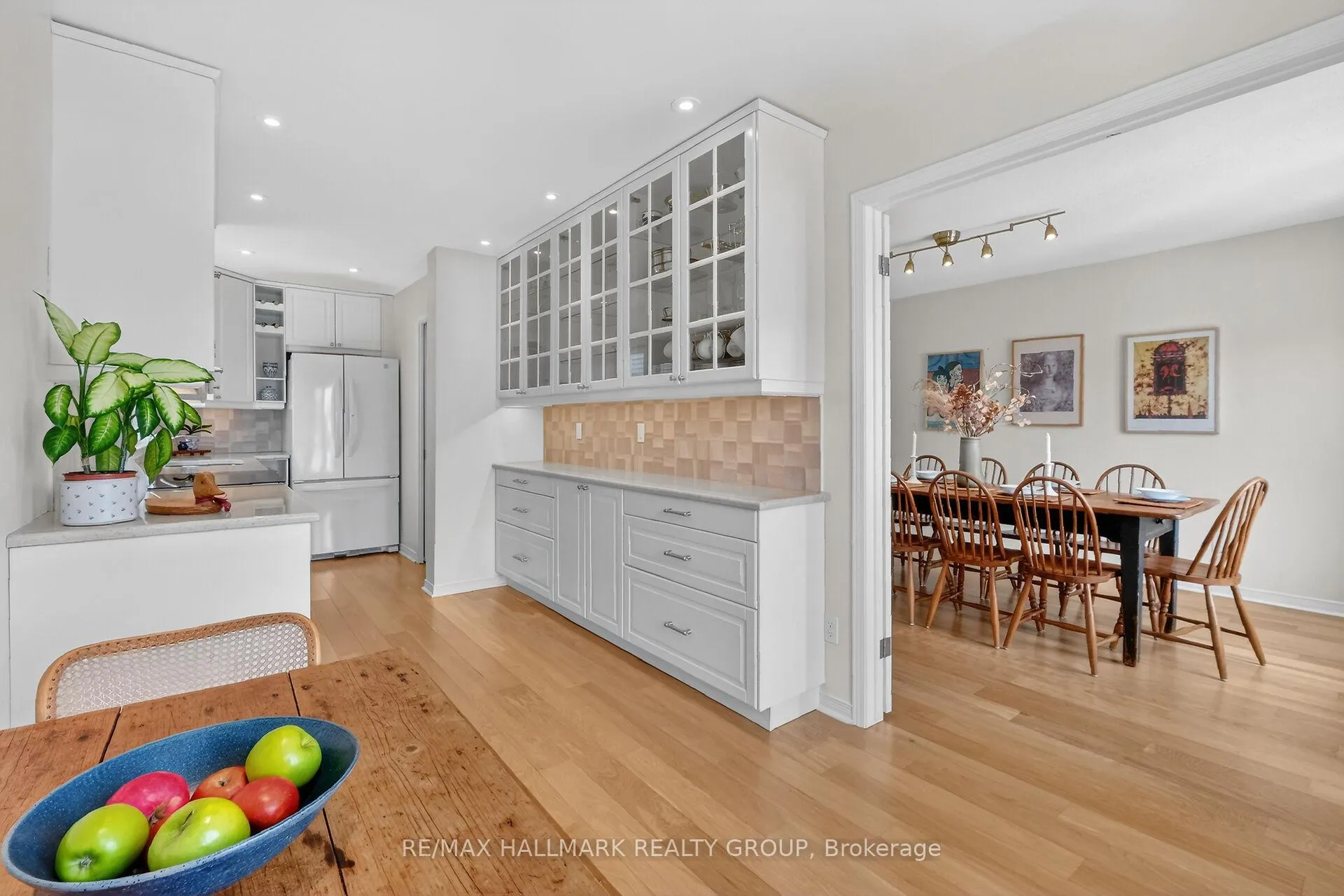 Photo 24 of Unit 5, 9 Forsyth Lane, Ottawa, Crystal Beach — HOMEH
