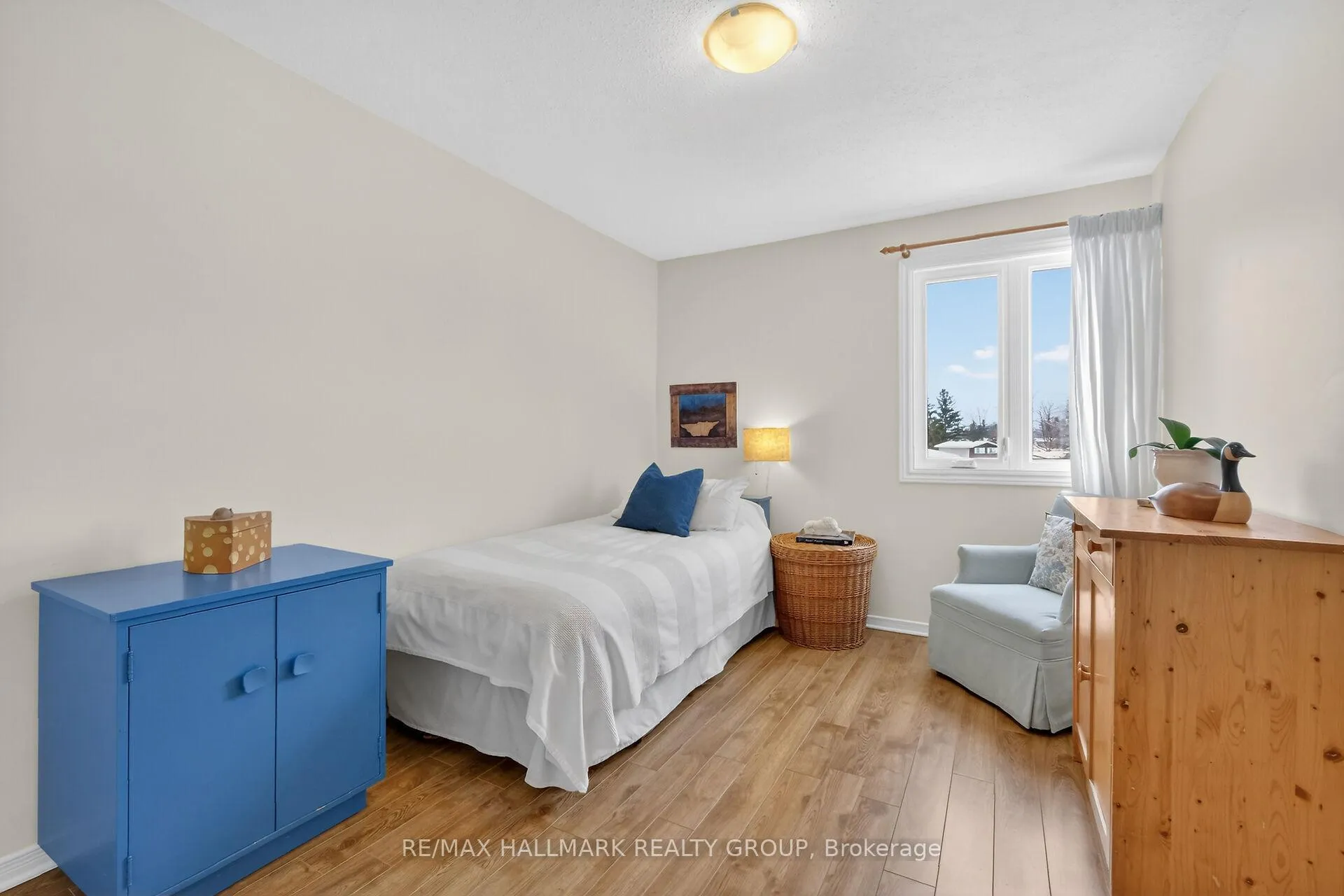 Photo 32 of Unit 5, 9 Forsyth Lane, Ottawa, Crystal Beach — HOMEH