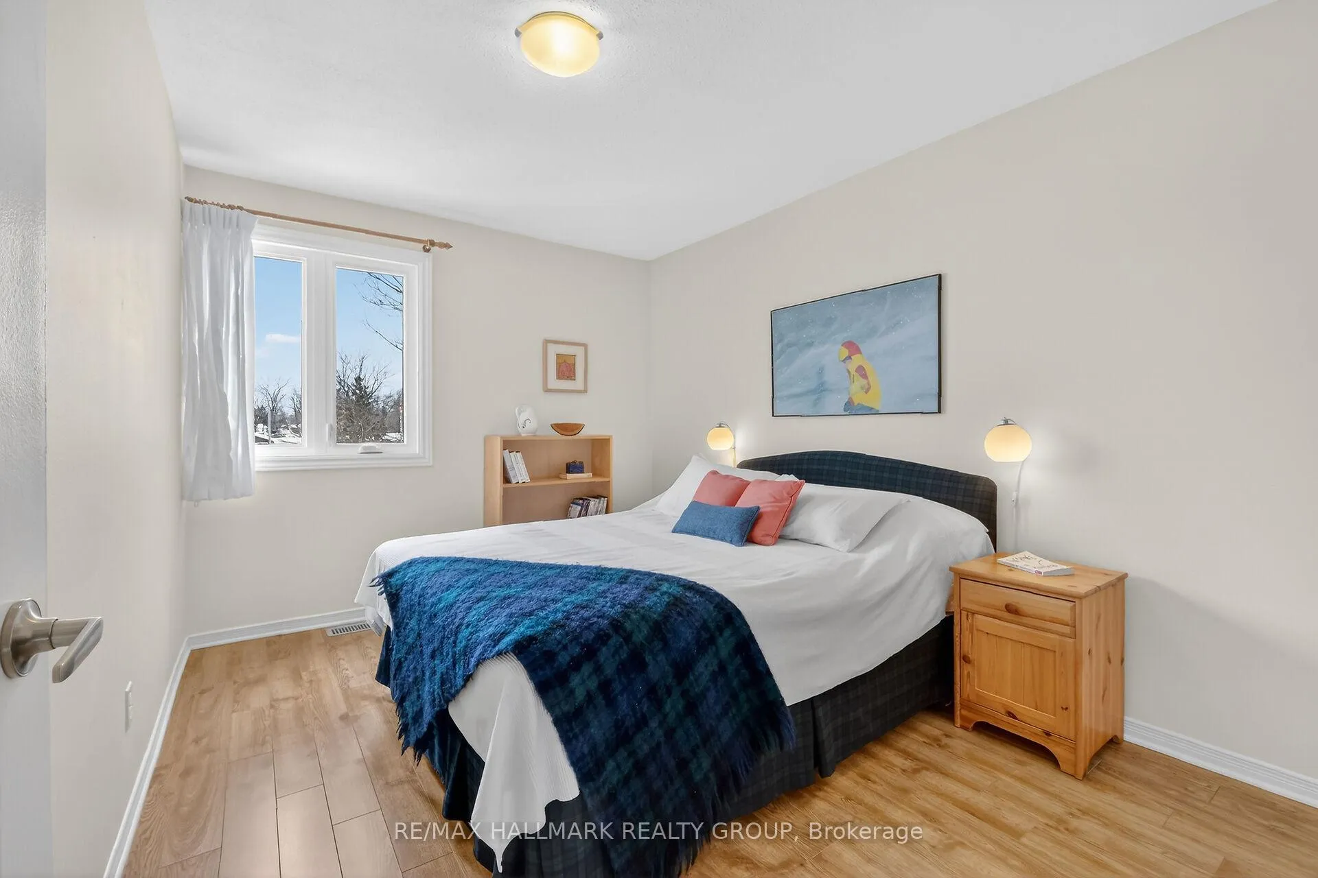 Photo 34 of Unit 5, 9 Forsyth Lane, Ottawa, Crystal Beach — HOMEH