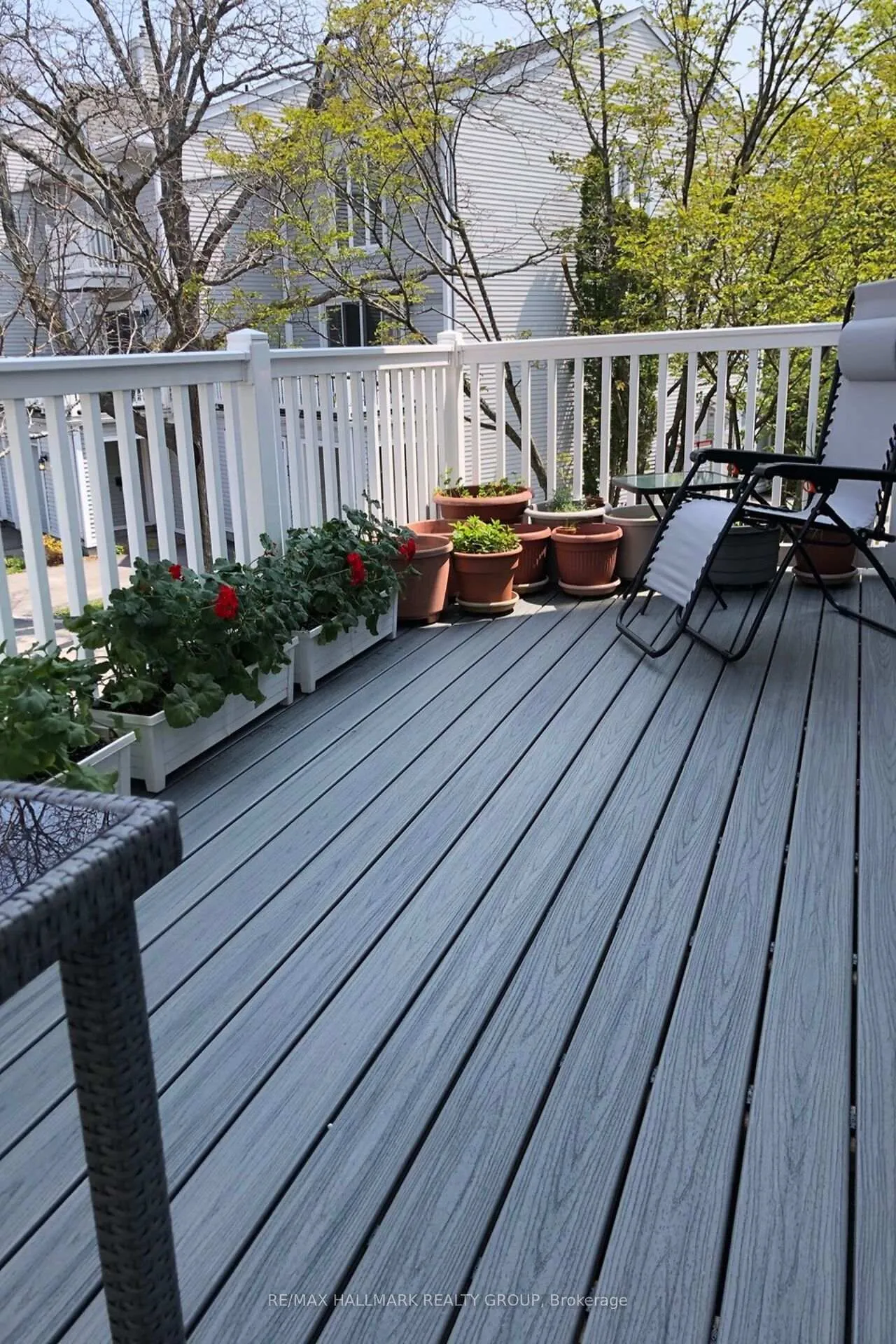 Photo 48 of Unit 5, 9 Forsyth Lane, Ottawa, Crystal Beach — HOMEH