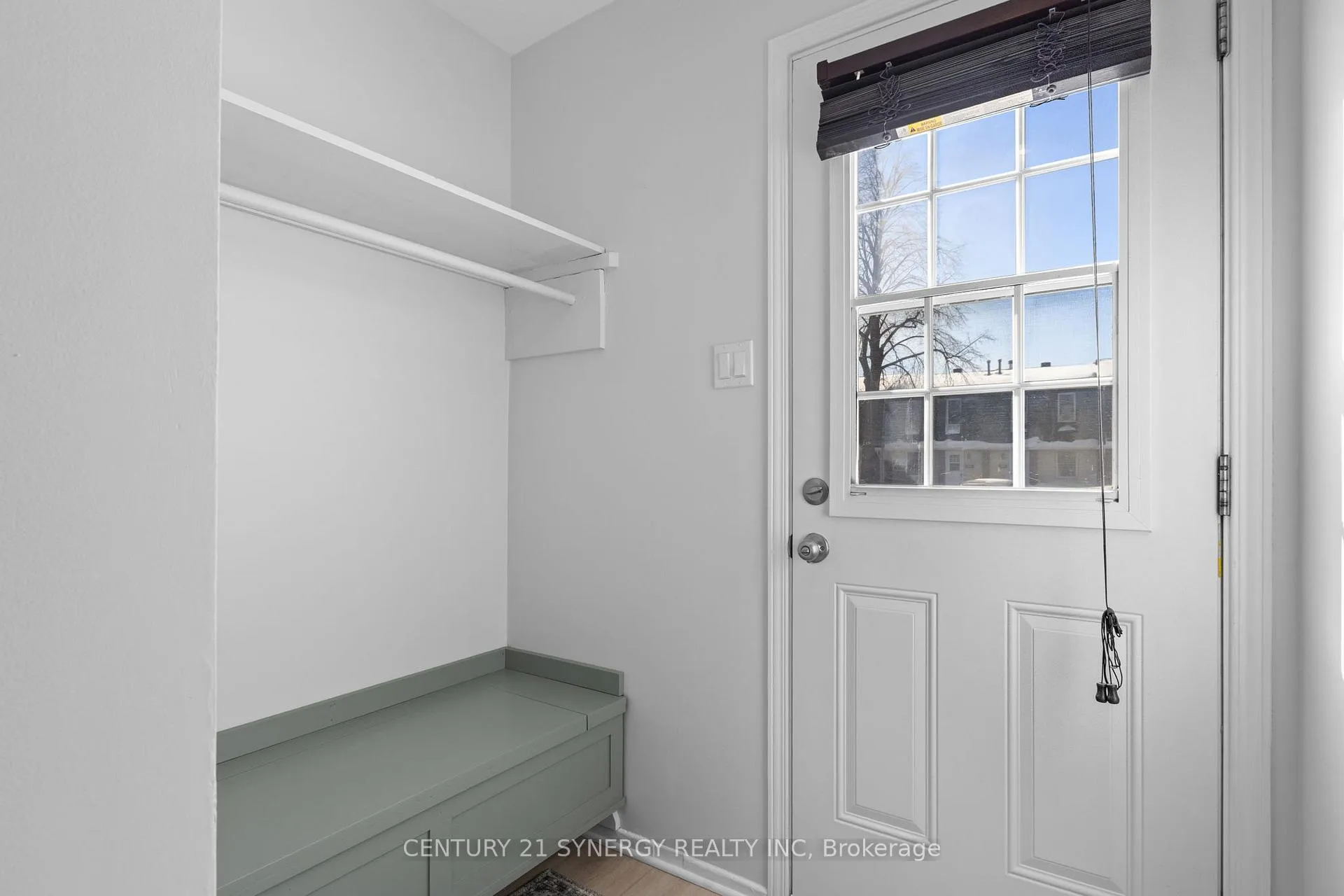 Photo 3 of Unit 22, 1963 Fairglen Mews, Ottawa, Blackburn Hamlet (South) — HOMEH