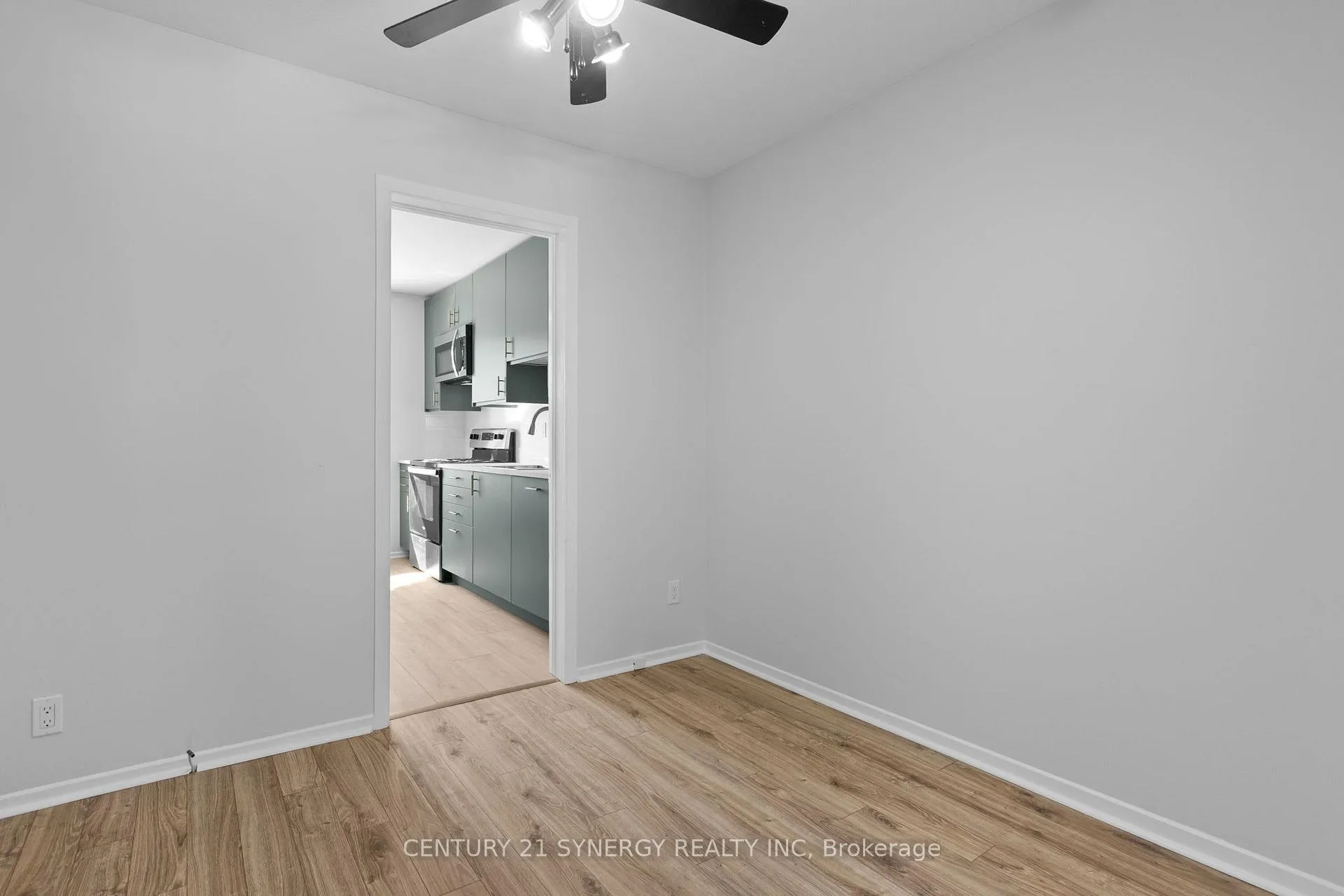 Photo 10 of Unit 22, 1963 Fairglen Mews, Ottawa, Blackburn Hamlet (South) — HOMEH