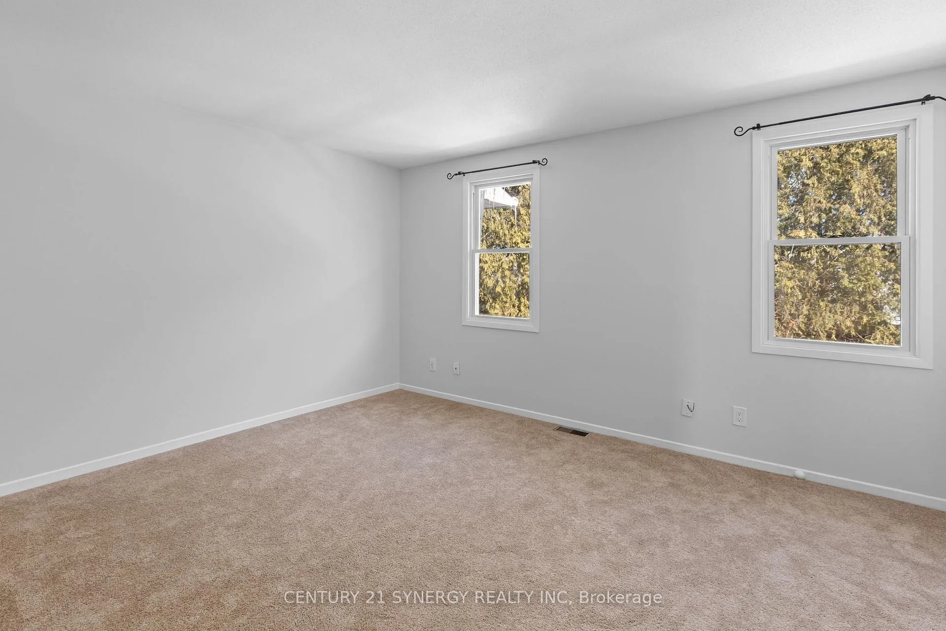 Photo 21 of Unit 22, 1963 Fairglen Mews, Ottawa, Blackburn Hamlet (South) — HOMEH